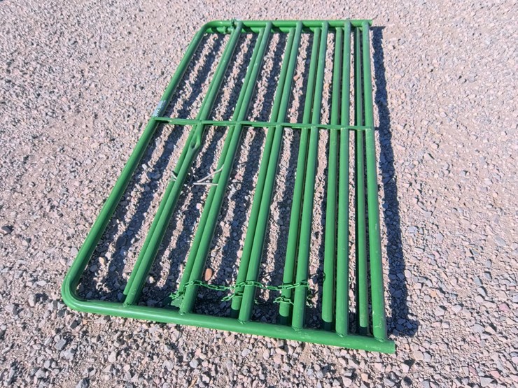 #2006-•-used-8ft-h&w-gates-(2-count)-image-3