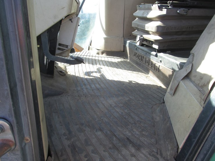 john-deere-6310-image-22