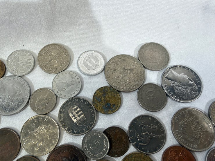 #40149-•-bag-of-foreign-coins-image-17