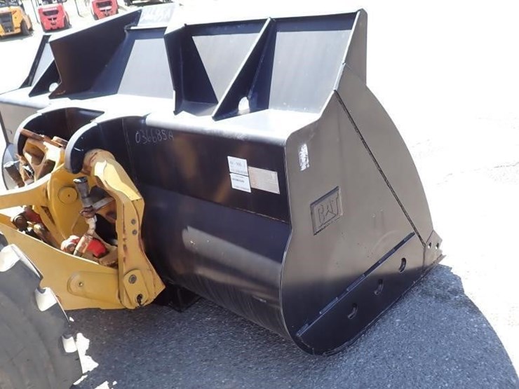 2023-caterpillar-930m-image-9