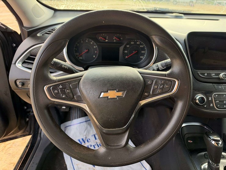 2020-chevrolet-malibu-lt-4-door-sedan-(167,146-miles)-image-12