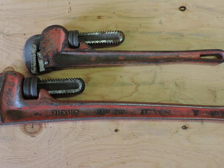 ridgid,-18”-and-24”-pipe-wrenches-image-1