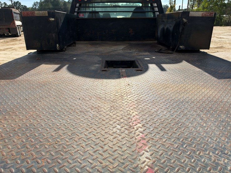 2008-ford-f550-image-14