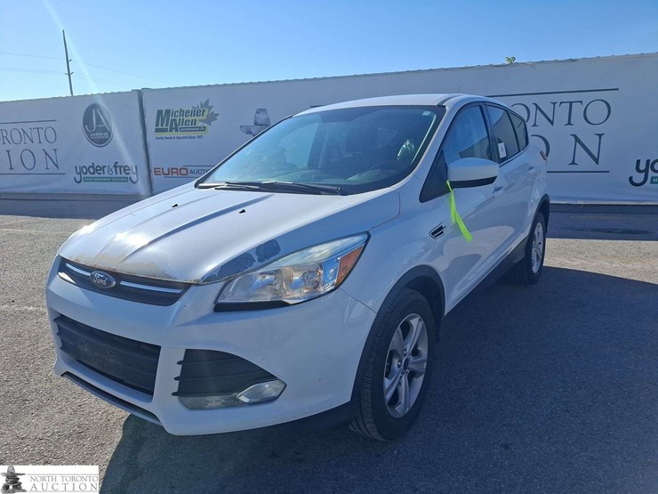 2016-ford-escape-image-1