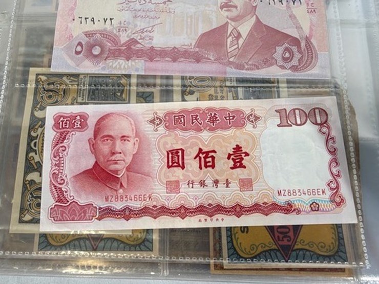 #40309-•-foreign-currency-bank-notes-image-29