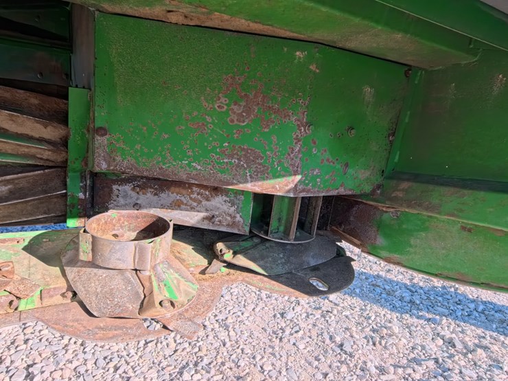 2019-john-deere-956-image-16