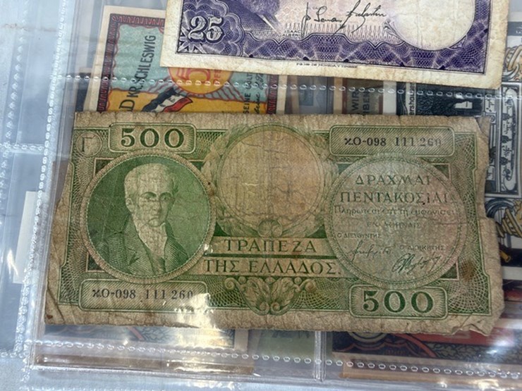 #40311-•-foreign-currency-bank-notes-image-49