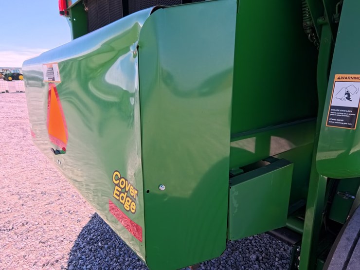 john-deere-569-premium-image-41