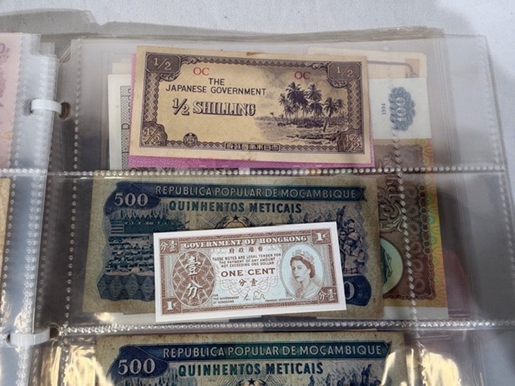 #40309-•-foreign-currency-bank-notes-image-154