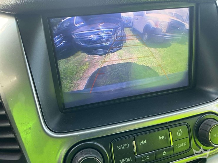 2018-chevrolet-tahoe-image-15