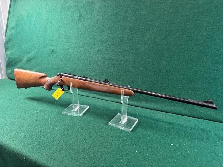 kimber-mdl.82-22lr-rifle-image-7