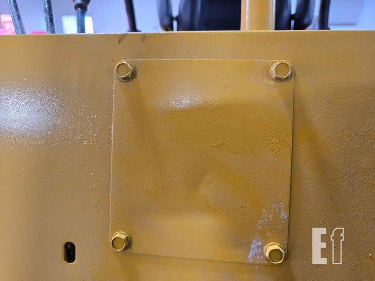 caterpillar-forklift-3681-image-27