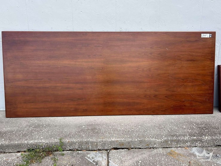 4ft.-x-10ft.-table-image-2
