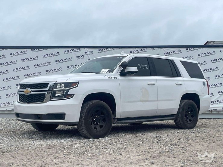 2018-chevrolet-tahoe-image-1