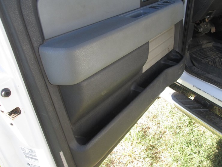 2012-ford-f150-image-26
