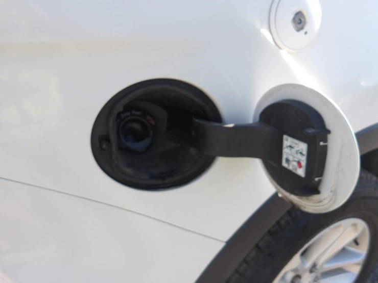 2012-ford-explorer-xlt-image-6