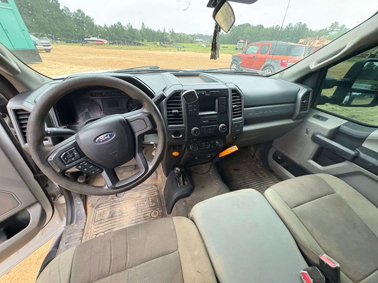 2017-ford-f450-sd-image-10