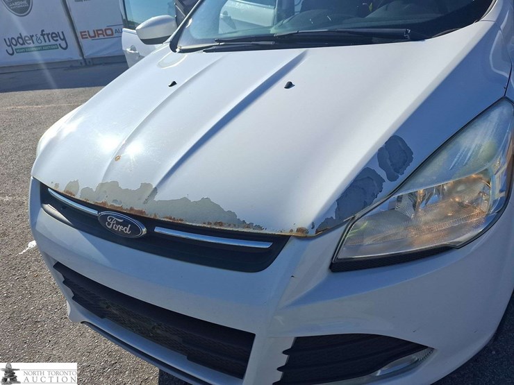2016-ford-escape-image-28