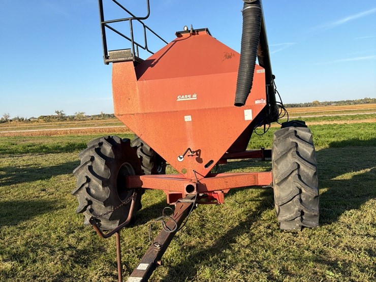 case-ih-3400-image-27