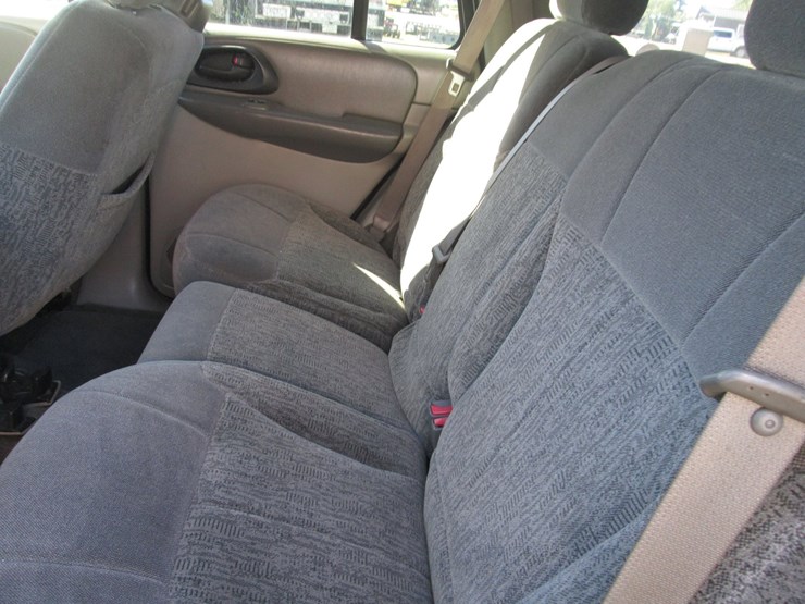 2003-chevrolet-trailblazer-image-18