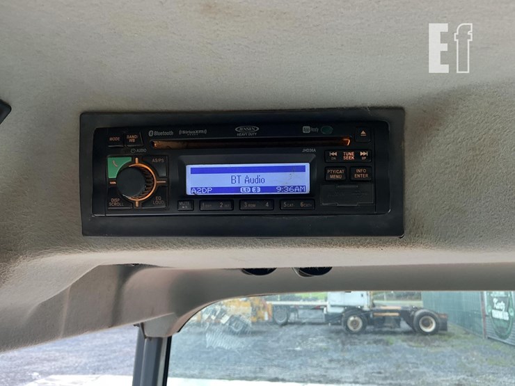 2019-kubota-m5-091-image-16