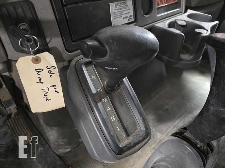 2018-international-durastar-4300-image-15