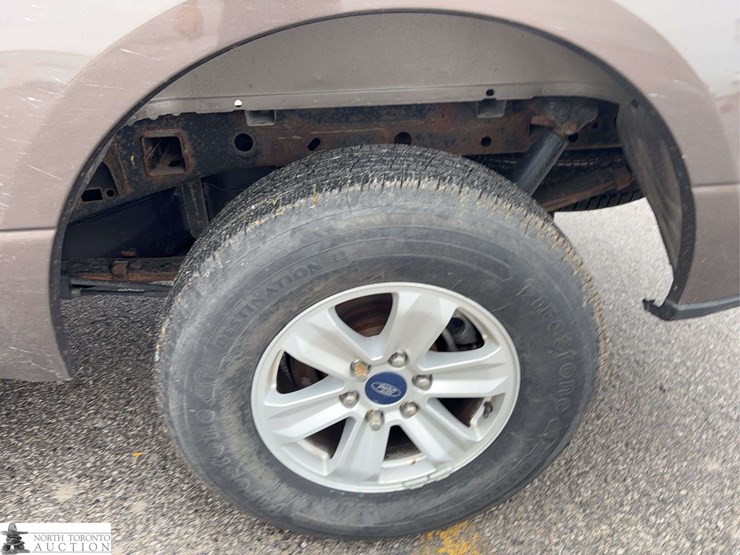 2017-ford-f150-image-21
