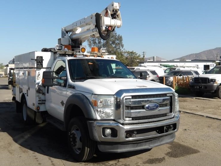 2015-ford-f550-xlt-image-2