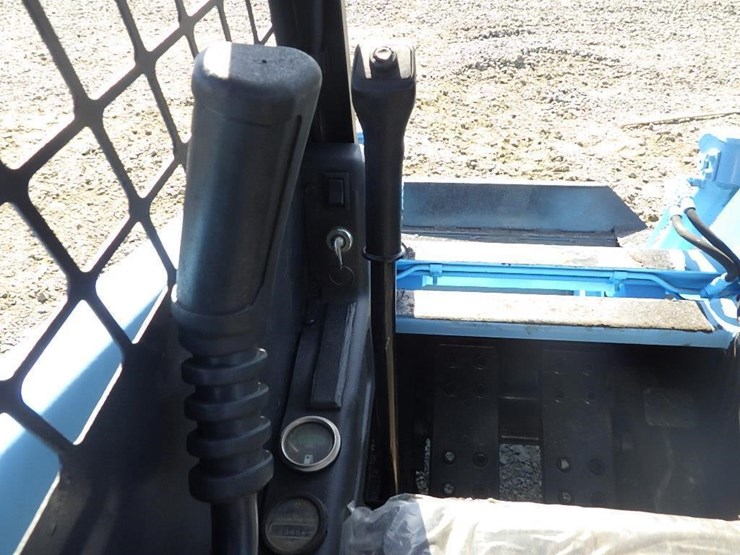 tcm-604-skid-steer-loader-image-20