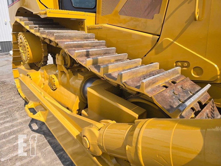 2007-caterpillar-d8t-image-40