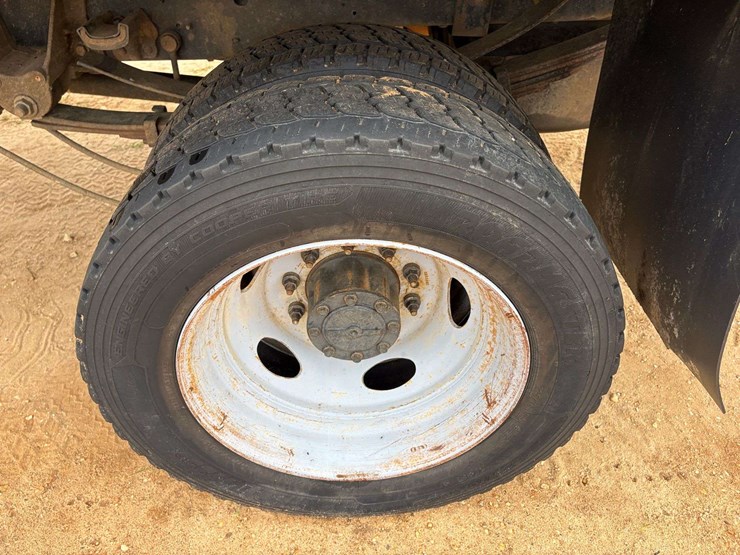 2017-ford-f450-sd-image-16