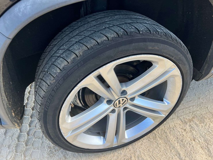 2016-volkswagen-tiguan-image-26
