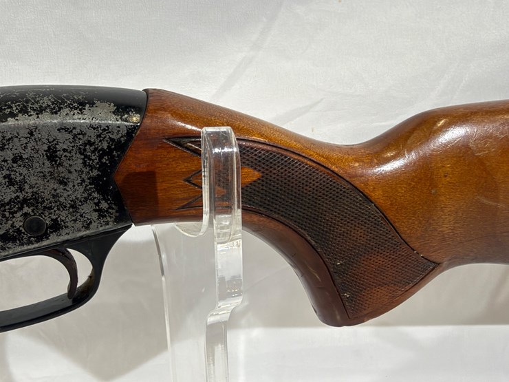 #36-•-winchester-model-190-rifle-image-13