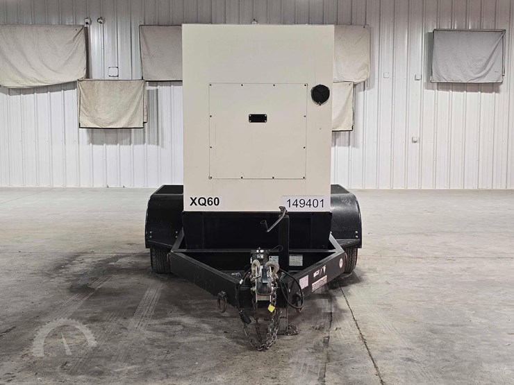 2013-caterpillar-xq60-6-image-7