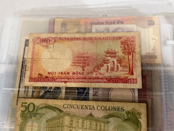 #40308-•-foreign-currency-bank-notes-image-164