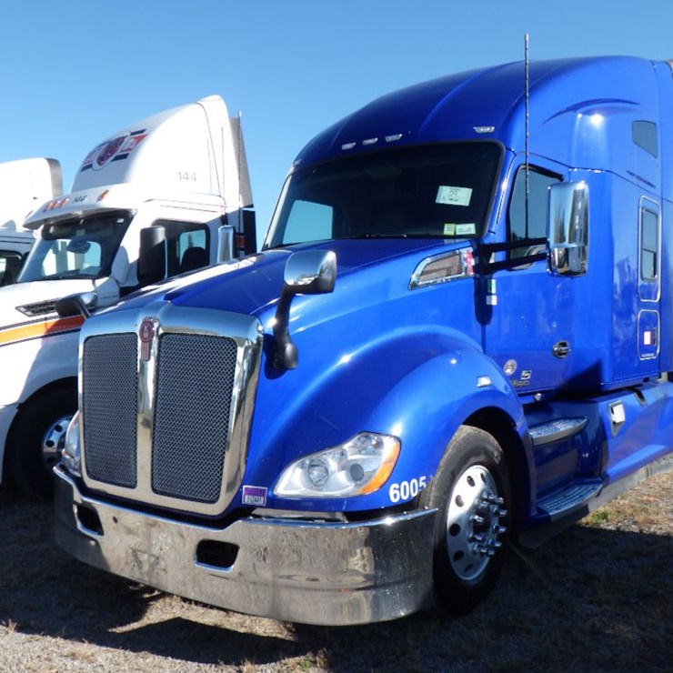 2021 KENWORTH T680