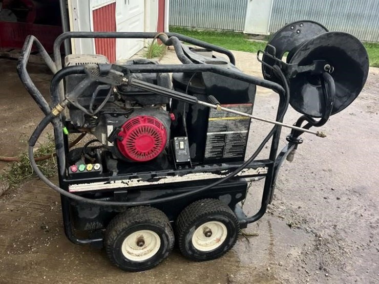 mi-t-m-steam-pressure-washer-image-1