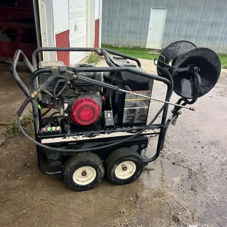 MI-T-M STEAM PRESSURE WASHER