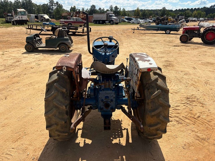 ford-3000-image-6
