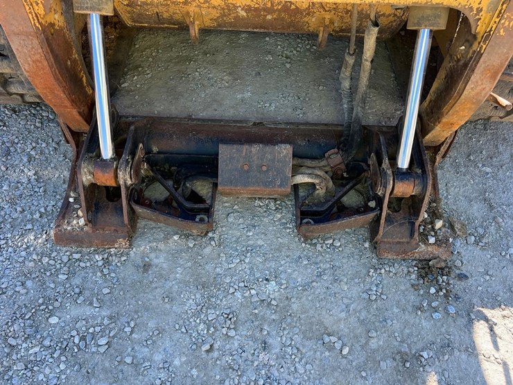 2013-caterpillar-289c2-image-9