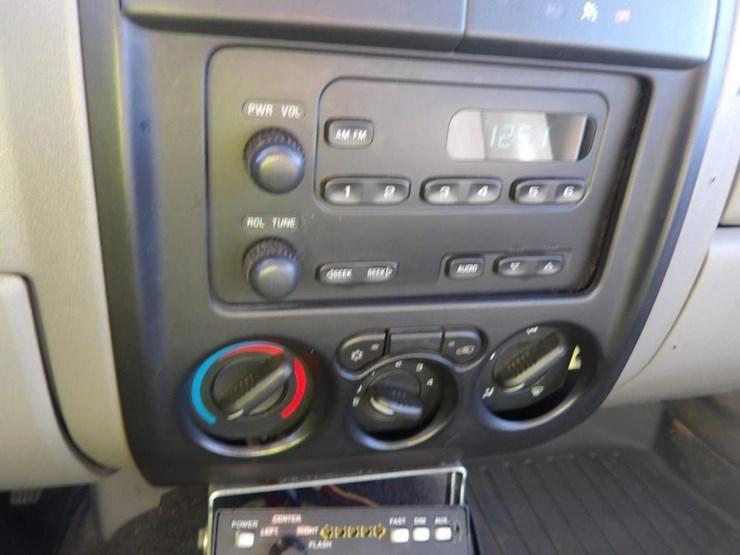 2006-chevrolet-colorado-image-27