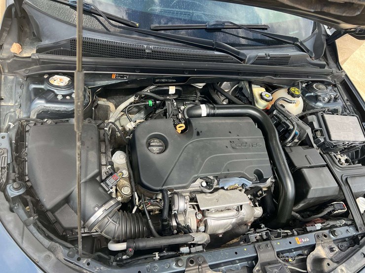 2020-chevrolet-malibu-4-door-sedan-(140,570-miles)-image-7