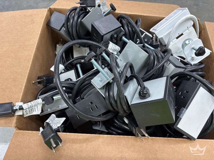 extension-cords-and-power-strips-image-2