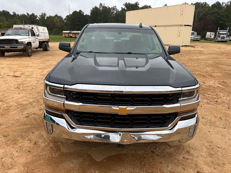 2017-chevrolet-silverado-1500-image-4