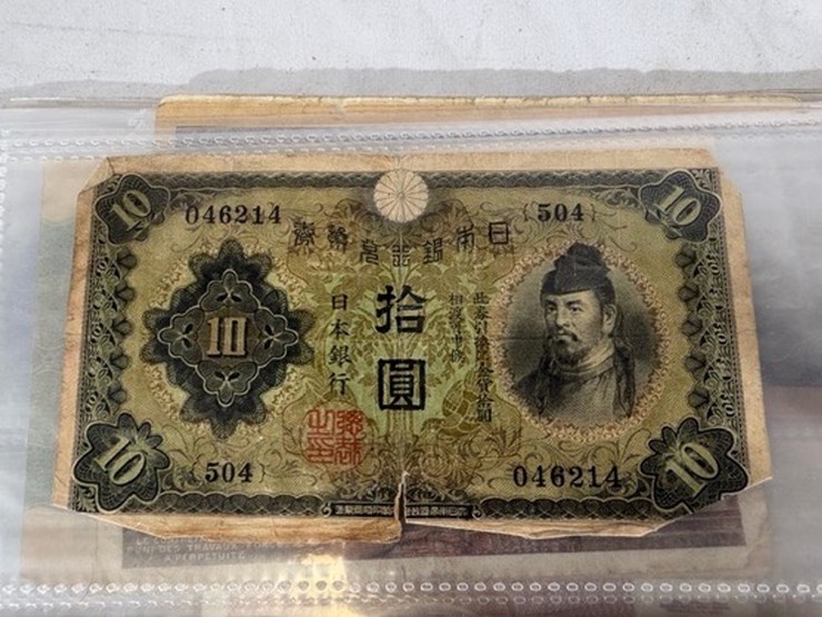 #40311-•-foreign-currency-bank-notes-image-92