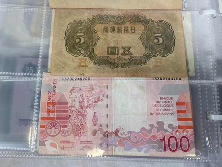 #40309-•-foreign-currency-bank-notes-image-121
