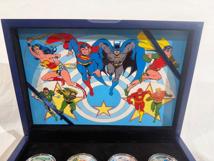 #40138-•-(8)-justice-league-silver-plated-coins-image-5