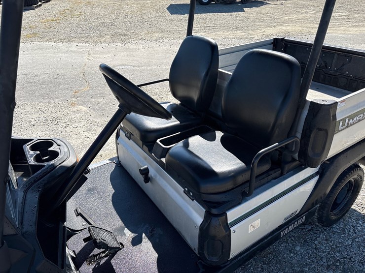 #1073-•-yamaha-umax-2-utility-vehicle-image-9