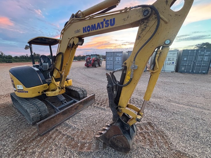 2021-komatsu-pc55mr-image-8