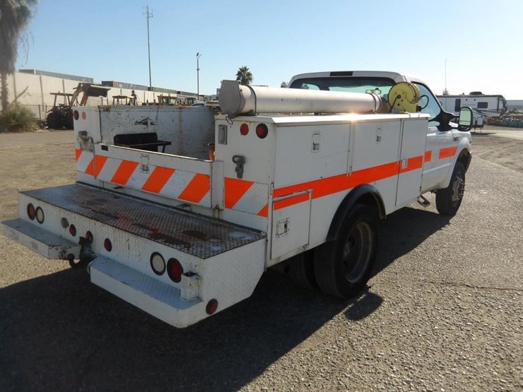 2004-ford-f450-sd-image-3